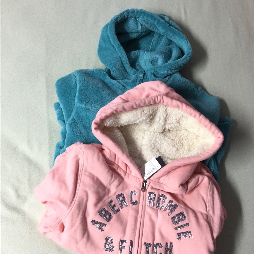 Set of two Abercrombie soft &cozy sweater for girl